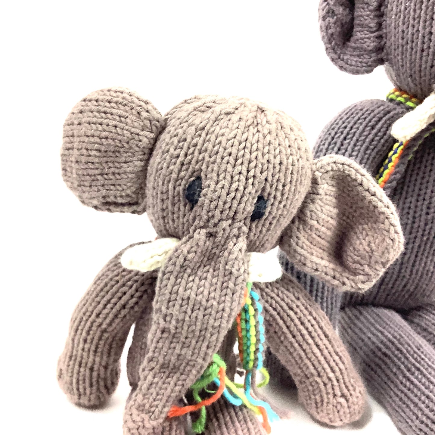 Kenana stickad Elefant